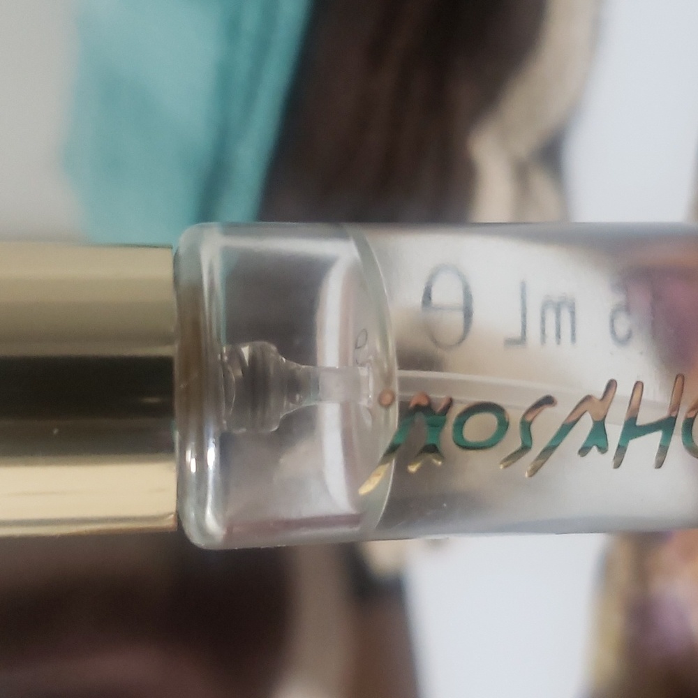 Betsy Johnson Travel Size .50 Perfume - Picture 3 of 5